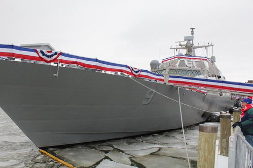 中国也有同款舰 美军最新战舰在加拿大港口惨被冻住